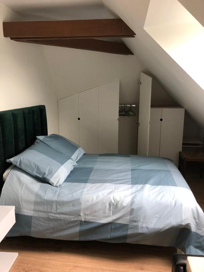 Residence Merlin Appart Des Druides Saint-Malon-sur-Mel Exterior photo